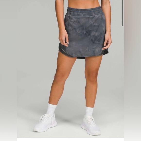 Lululemon Diamond Dye Pitch Grey Graphite Hotty Hot Size 4 Long High-Rise Skirt - Picture 10 of 12